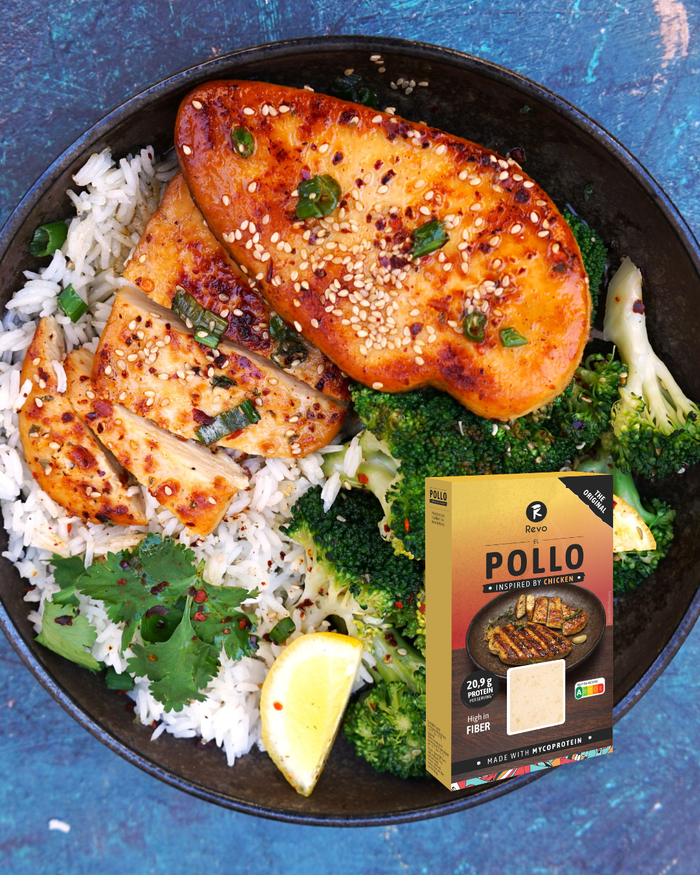 EL POLLO chicken-style mycoprotein filet served with rice and broccoli